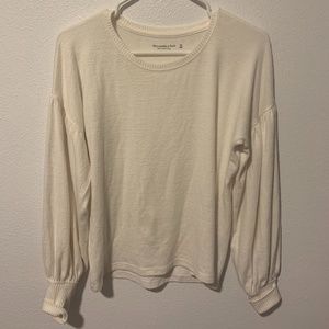 Abercrombie soft AF puff sleeve sweater